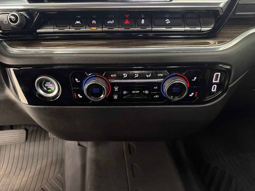 Used 2024 Chevrolet Silverado 1500 RST AWD/4WD image 17