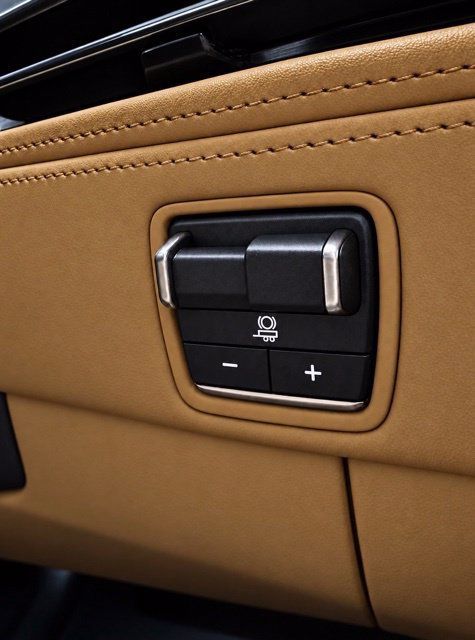 Used 2025 Cadillac Escalade IQ Sport 2 w/ LPO, ONYX Package AWD/4WD image 55