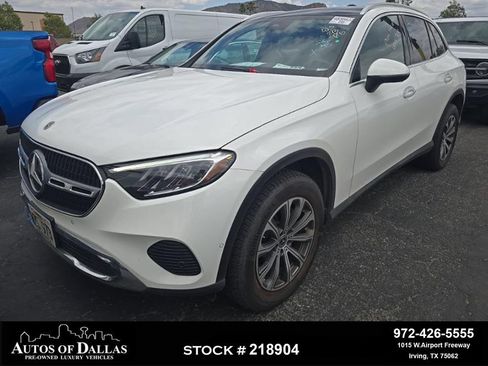 Used 2024 Mercedes-Benz GLC 300 4MATIC image 1