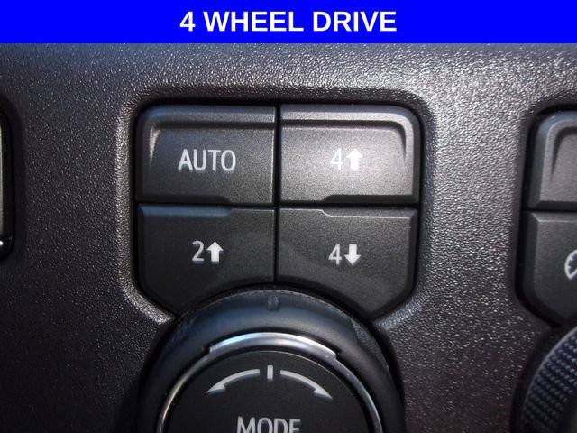 Used 2026 Chevrolet Silverado 1500 LT Trail Boss w/ LT Trail Boss Premium Package AWD/4WD image 12