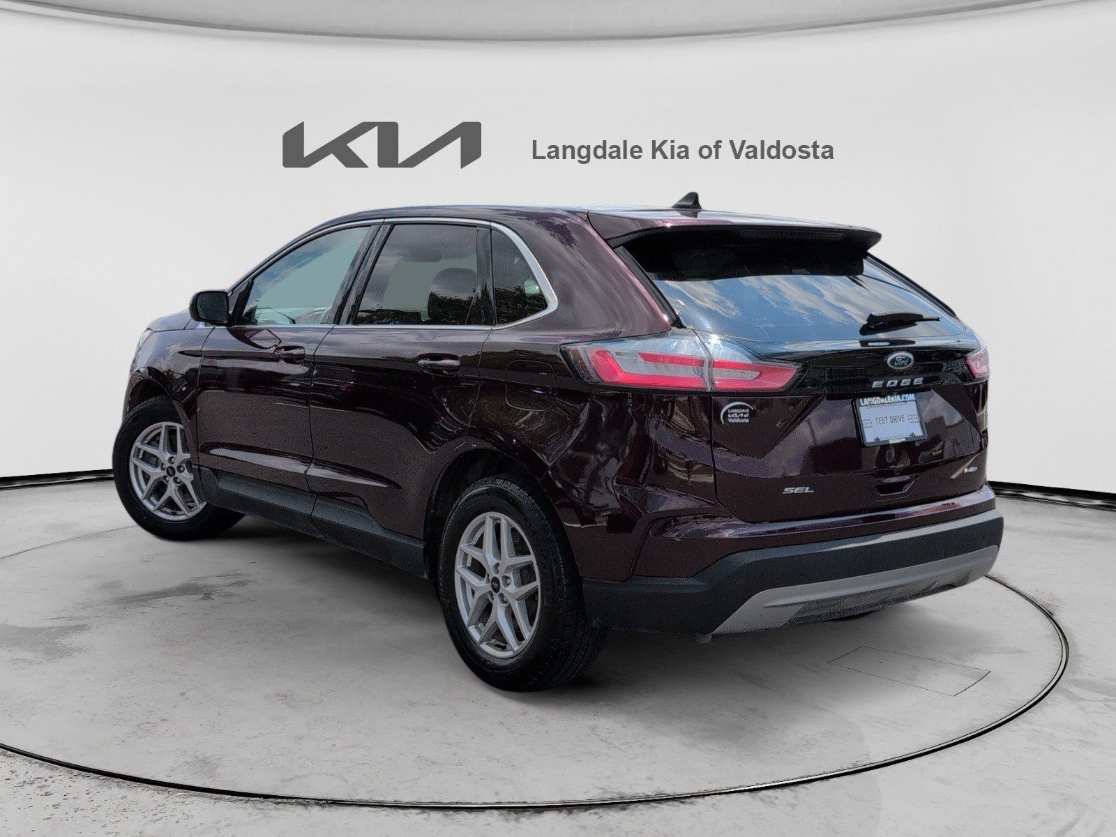 Used 2024 Ford Edge SEL AWD/4WD image 9