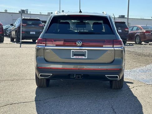 New 2026 Volkswagen Atlas SEL image 4
