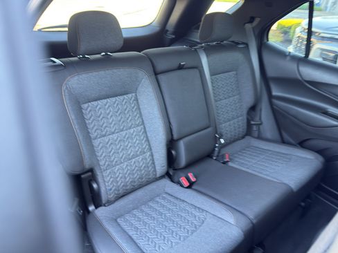 Used 2023 Chevrolet Equinox LT AWD/4WD image 37