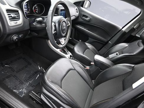 Used 2021 Jeep Compass Latitude FWD image 19