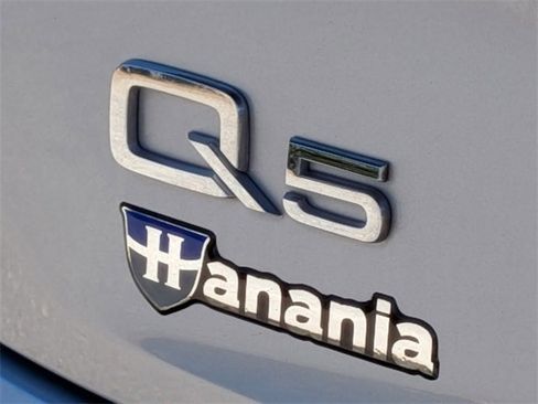 Used 2022 Audi Q5 2.0T Premium w/ Convenience Package image 12