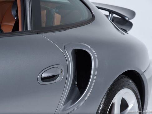 Used 2002 Porsche 911 Turbo image 24