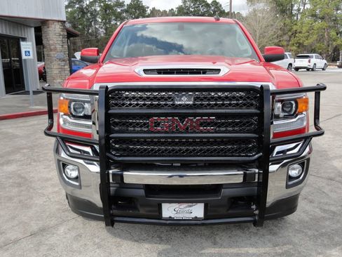 Used 2018 GMC Sierra 2500 SLE w/ SLE Preferred Package image 2