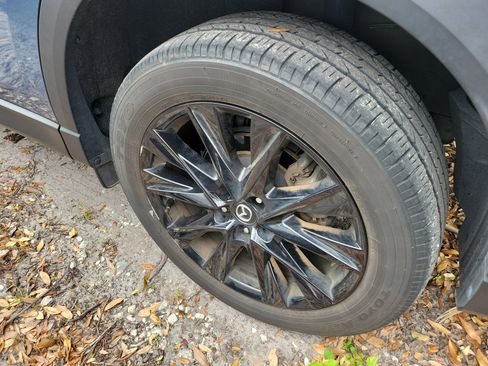 Used 2023 MAZDA CX-5 Carbon Edition image 5