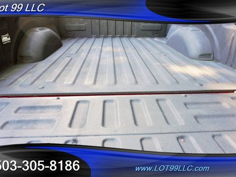 Used 2017 Ford F150 Platinum w/ Equipment Group 701A Luxury AWD/4WD image 16
