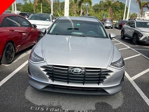 Used 2023 Hyundai Sonata SE image 1