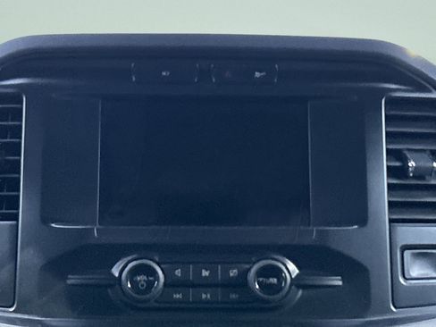 Used 2022 Ford F150 XLT image 30