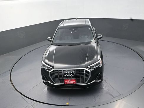 Used 2025 Audi Q3 2.0T Premium AWD/4WD image 24