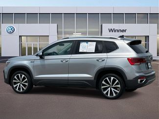 Used 2024 Volkswagen Taos SE FWD video 2