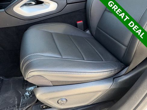 Used 2024 Mercedes-Benz GLS 450 4MATIC image 37