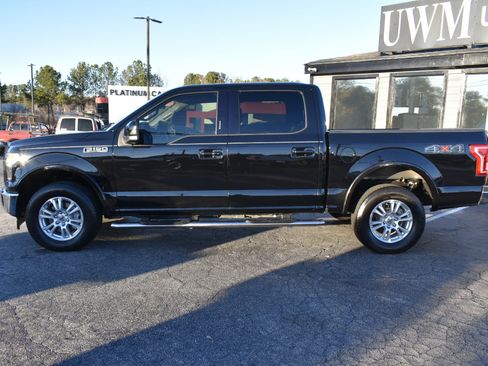 Used 2017 Ford F150 Lariat image 9