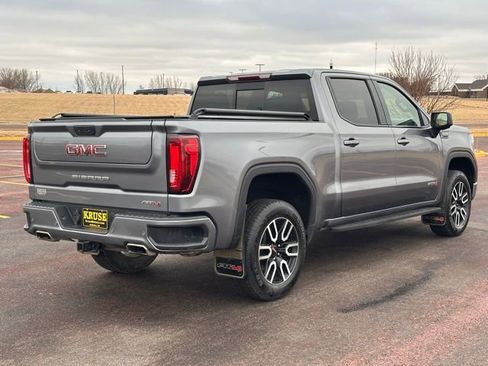 Used 2021 GMC Sierra 1500 AT4 w/ AT4 Premium Package image 3