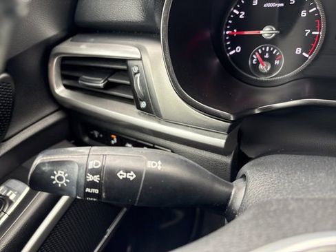 Used 2021 Kia Telluride LX image 20