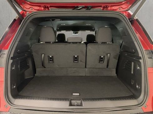 New 2026 Chevrolet Traverse LT w/ Driver Confidence Package AWD/4WD image 25