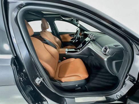 Certified 2025 Mercedes-Benz C 300 Sedan image 32