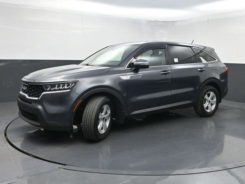 Used 2022 Kia Sorento LX FWD image 20