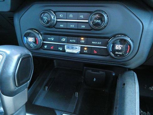 Certified 2025 Ford Bronco Badlands AWD/4WD image 27