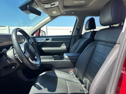 Used 2025 Hyundai Santa Fe Limited FWD image 42