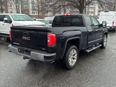 Used 2017 GMC Sierra 1500 SLT w/ SLT Premium Package image 4