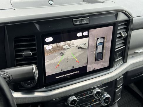 Used 2025 Ford F350 Platinum image 17