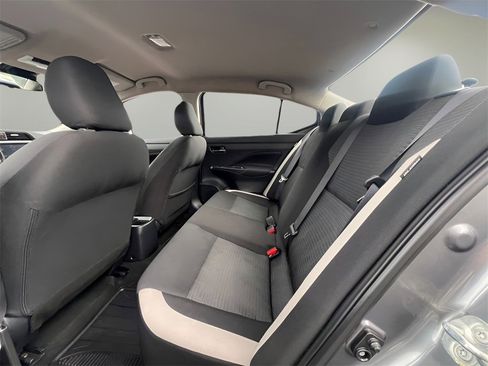 Used 2021 Nissan Versa SV image 34