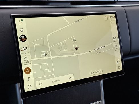 New 2025 Land Rover Range Rover SE AWD/4WD image 13
