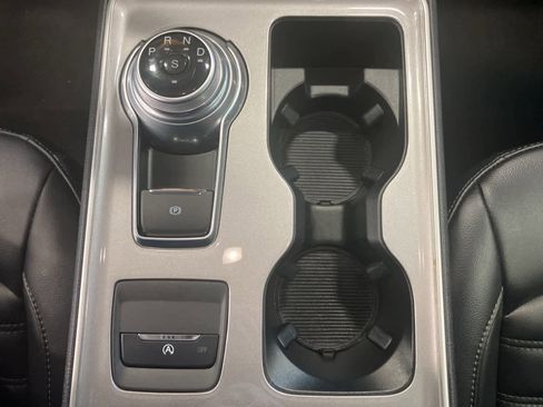 Used 2023 Ford Edge SEL w/ Convenience Package image 15