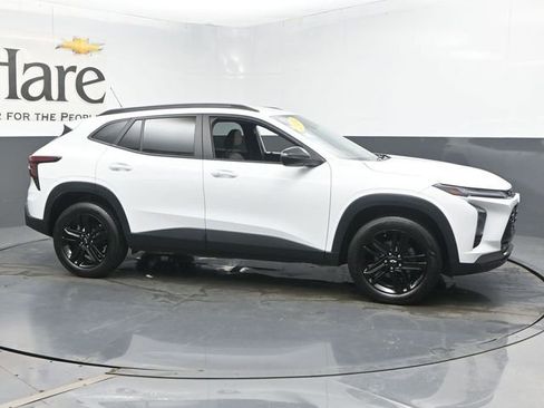 Used 2024 Chevrolet Trax ACTIV FWD image 1