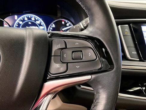 Used 2023 Buick Enclave Avenir w/ Avenir Technology Package FWD image 28