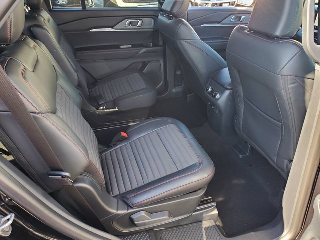 Used 2026 Ford Explorer ST-Line w/ ST-Line Street Pack RWD image 14