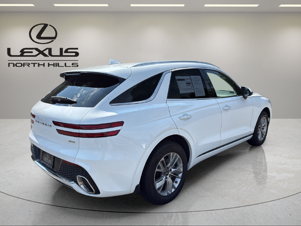 Used 2023 Genesis GV70 2.5T AWD/4WD image 6