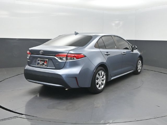 Used 2022 Toyota Corolla LE FWD image 25