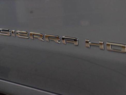 Used 2025 GMC Sierra 3500 Pro w/ Convenience Package image 11