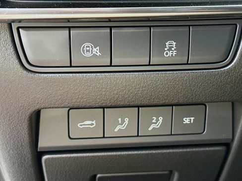 Used 2025 MAZDA MAZDA3 s FWD image 17