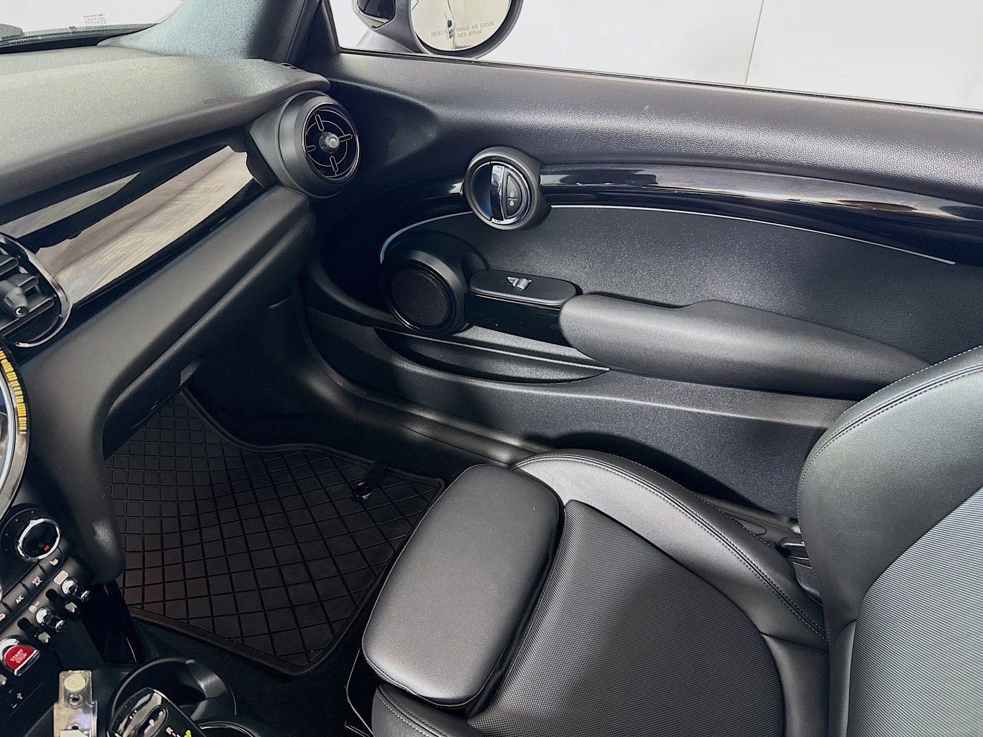 Used 2023 MINI Cooper S FWD image 23