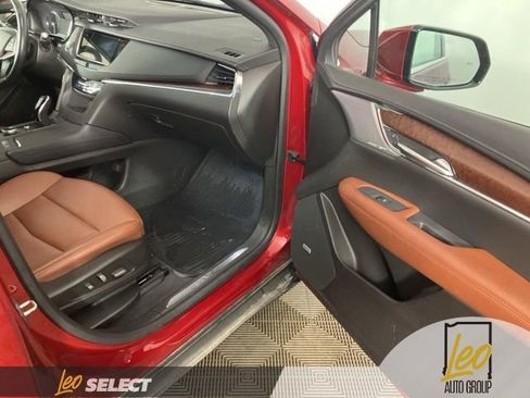 Used 2023 Cadillac XT5 Premium Luxury AWD/4WD image 18