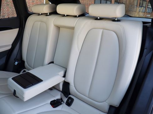 Used 2021 BMW X1 xDrive28i w/ Convenience Package image 15