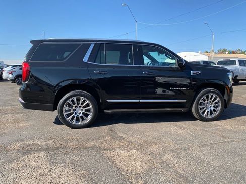 Used 2025 GMC Yukon Denali AWD/4WD image 5
