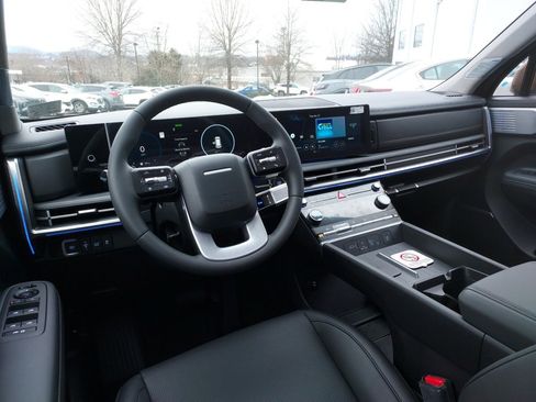 Used 2025 Hyundai Santa Fe Limited image 16