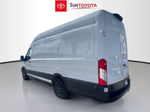 Used 2024 Ford Transit 250 148 High Roof Extended w/ Load Area Protection Package RWD image 6