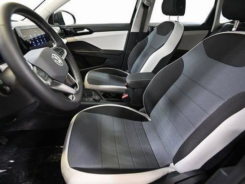 New 2026 Volkswagen Taos S AWD/4WD image 7