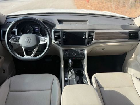 Used 2021 Volkswagen Atlas SE image 4