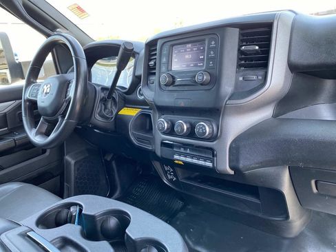 Used 2022 RAM 4500 Tradesman RWD image 12