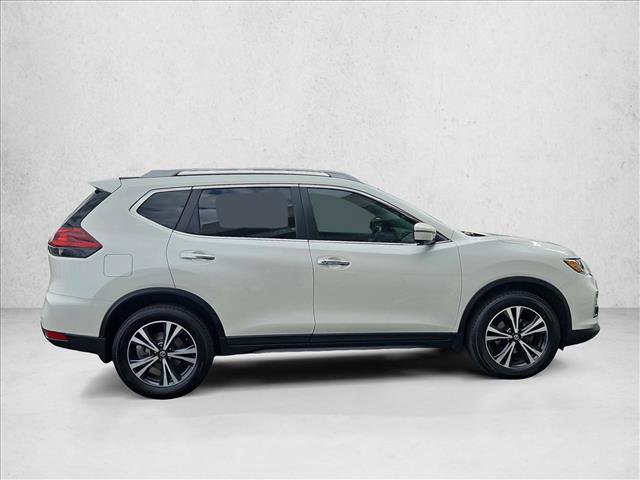 Used 2020 Nissan Rogue SV w/ Sun & Sound Touring Package AWD/4WD image 4