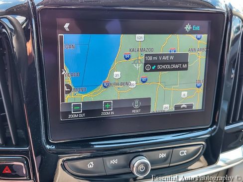 Used 2019 Chevrolet Traverse Premier FWD image 13