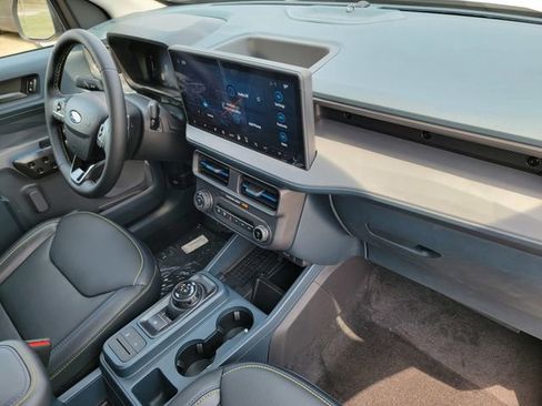 New 2025 Ford Maverick Lobo image 19